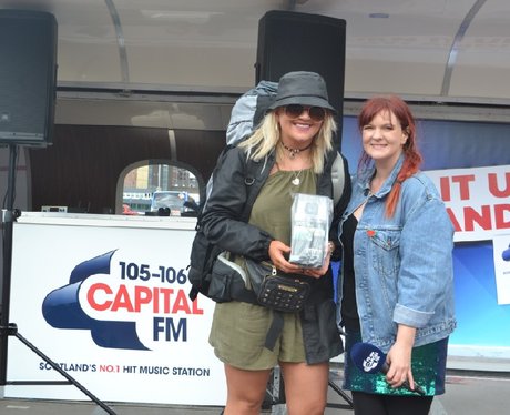 Were you pap'd by the Capital Street Stars?