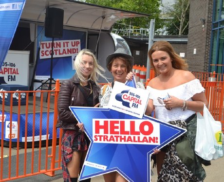 Were you pap'd by the Capital Street Stars?