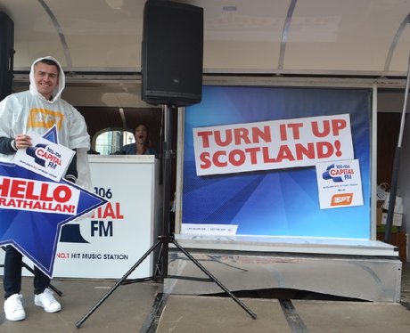 Were you pap'd by the Capital Street Stars?