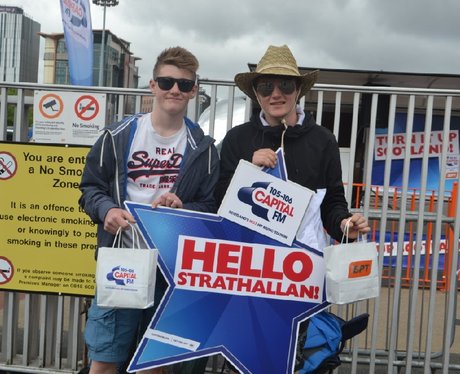 Were you pap'd by the Capital Street Stars?