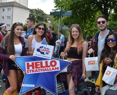 Were you pap'd by the Capital Street Stars?