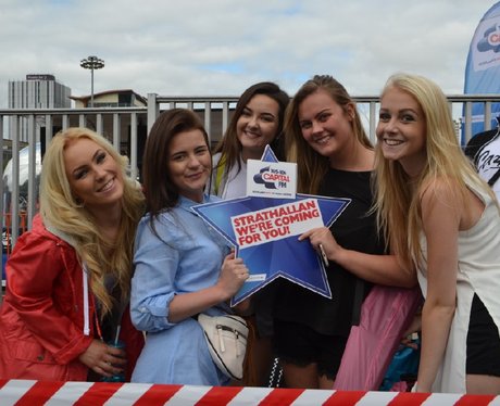 Were you pap'd by the Capital Street Stars?