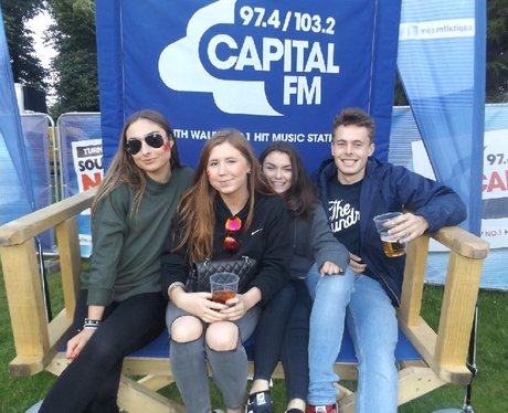 Cardiff Fanzone: Wales v Belgium