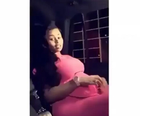 Rob Kardashian shows off Blac Chyna's baby bump on