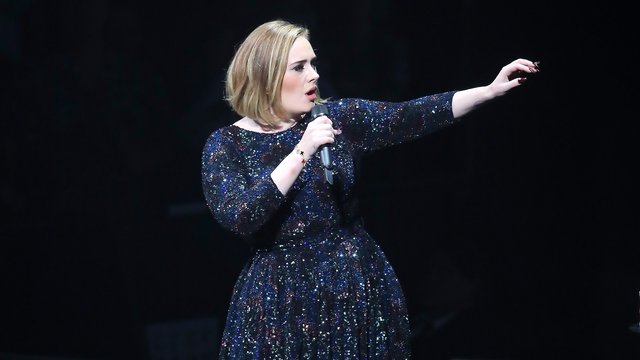 Adele at the Adele Live 2016 - North American Tour