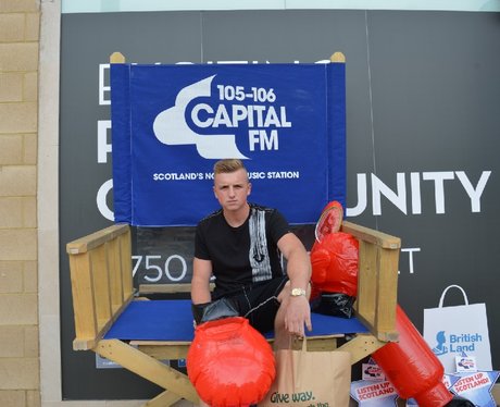 Were you pap'd by the Capital Street Stars?