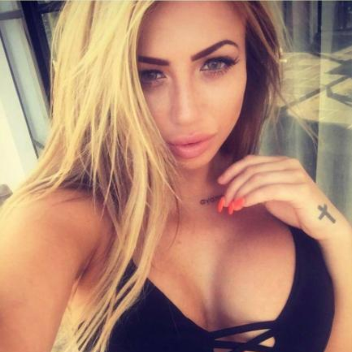 Holly Hagan pregnant