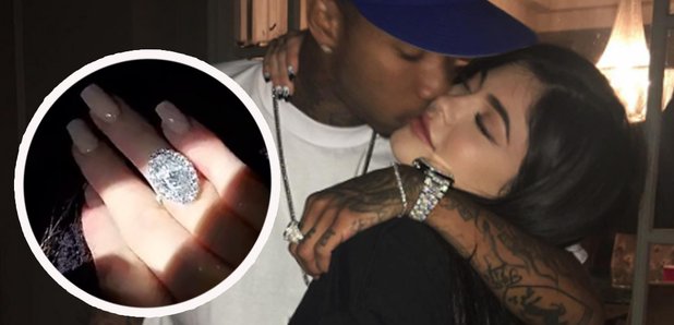 cabine Beenmerg gemakkelijk te kwetsen Kylie Jenner's Got The BIGGEST Diamond Ring… But Apparently ISN'T Engaged  To Tyga - Capital