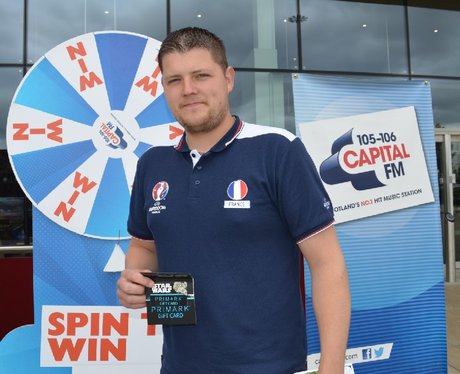 Were you pap'd by the Capital Street Stars?