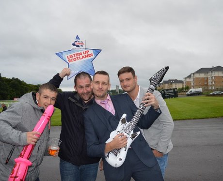 Were you pap'd by the Capital Street Stars?