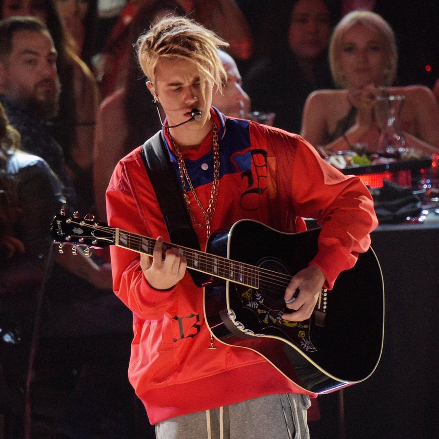 Justin Bieber iHeartRadio Music Awards