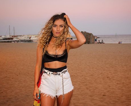 Perrie Edwards beach