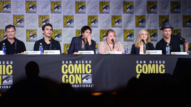 The Vampire Diaries Comic Con 2016