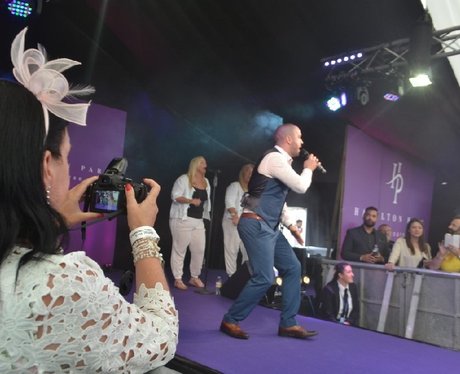 Were you pap'd by the Capital Street Stars?