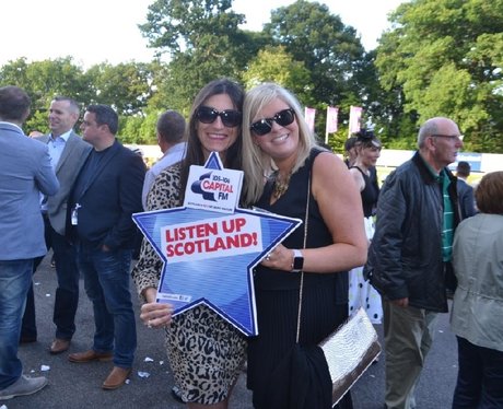 Were you pap'd by the Capital Street Stars?