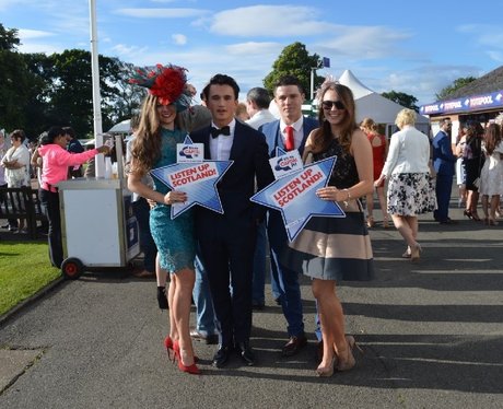 Were you pap'd by the Capital Street Stars?