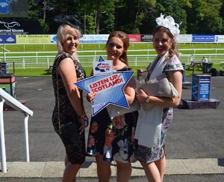 Were you pap'd by the Capital Street Stars?