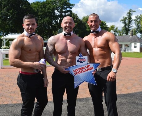 Were you pap'd by the Capital Street Stars?