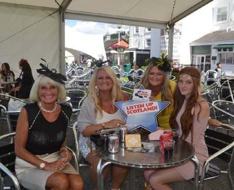 Were you pap'd by the Capital Street Stars?