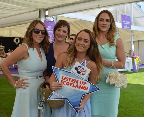Were you pap'd by the Capital Street Stars?