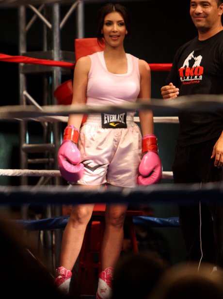 Kim kardashian boxing