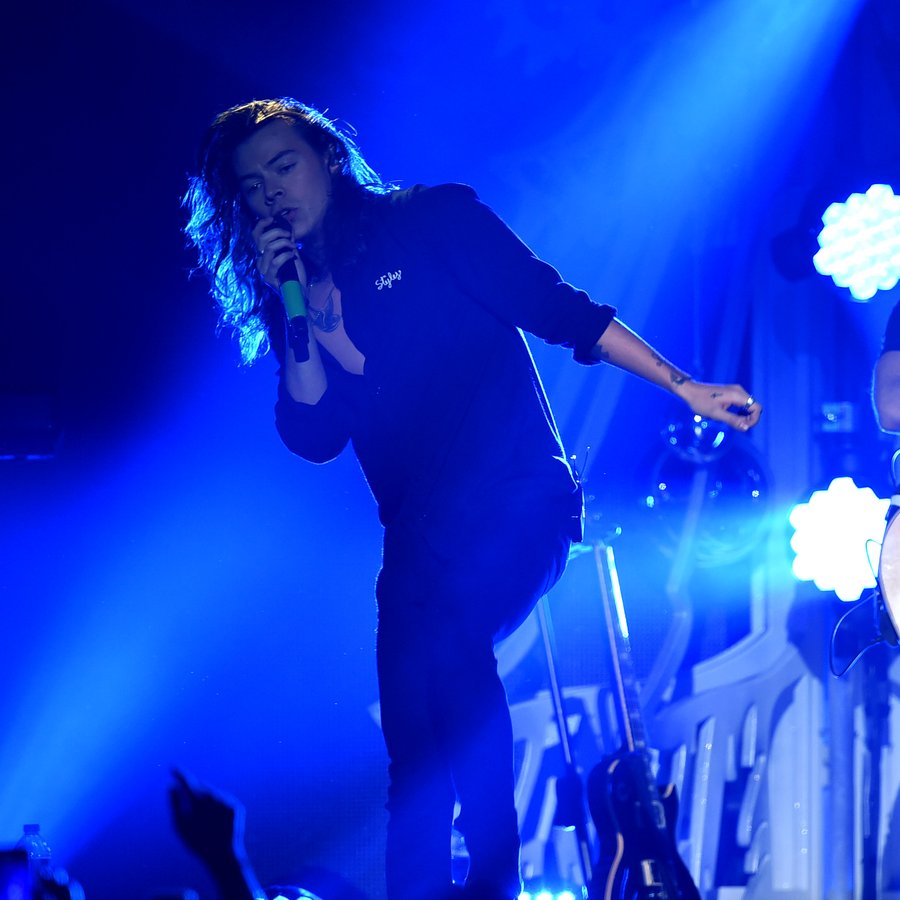 Harry Styles 102.7 KIIS FM's Jingle Ball