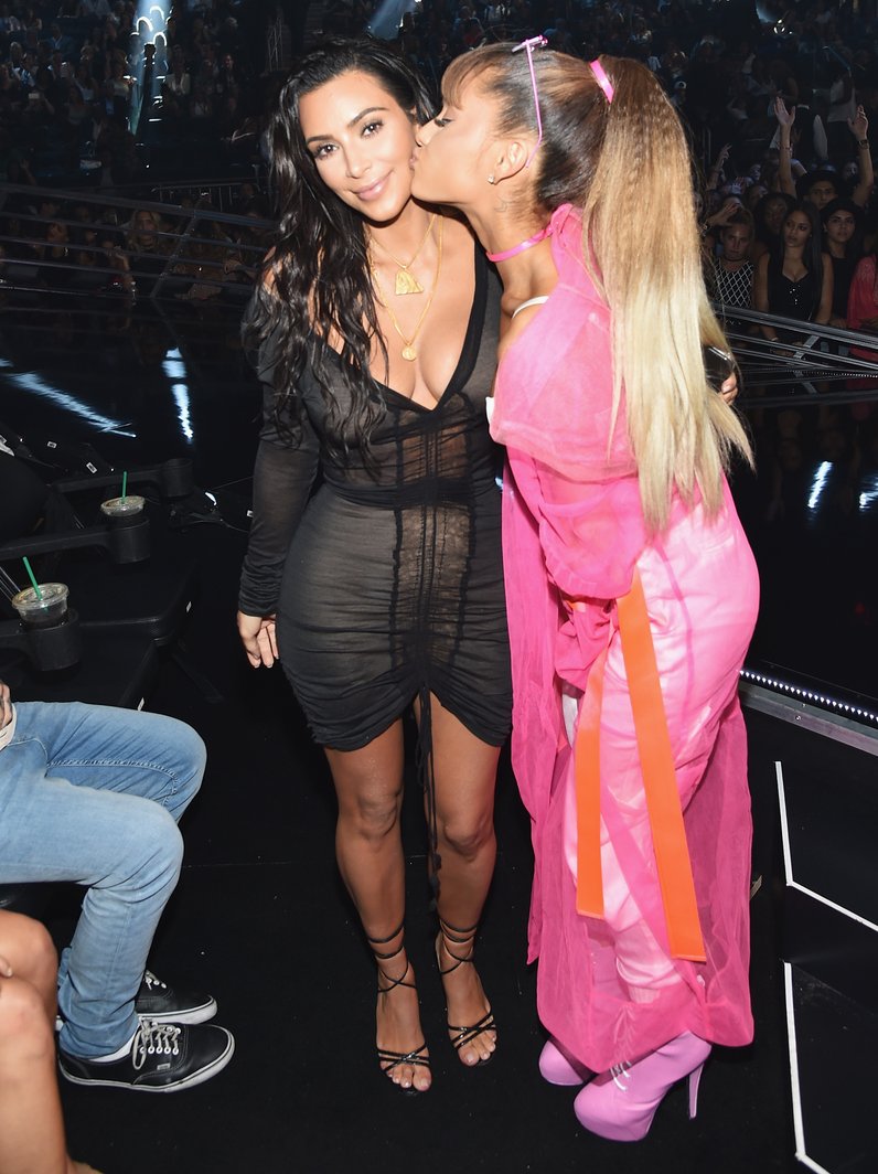 Kim Kardashian and Ariana Grande MTV VMAs 2016