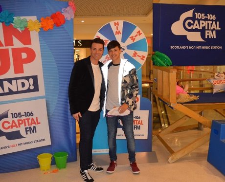 Were you pap'd by the Capital Street Stars?