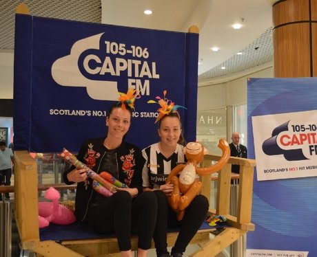 Were you pap'd by the Capital Street Stars?