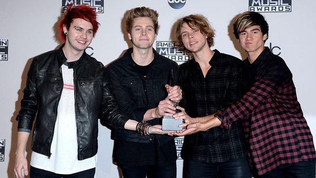 5 Seconds of Summer 2014 American Music Awards