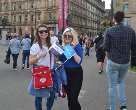 Were you pap'd by the Capital Street Stars?
