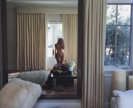 Kylie Jenner in her underwear selfie