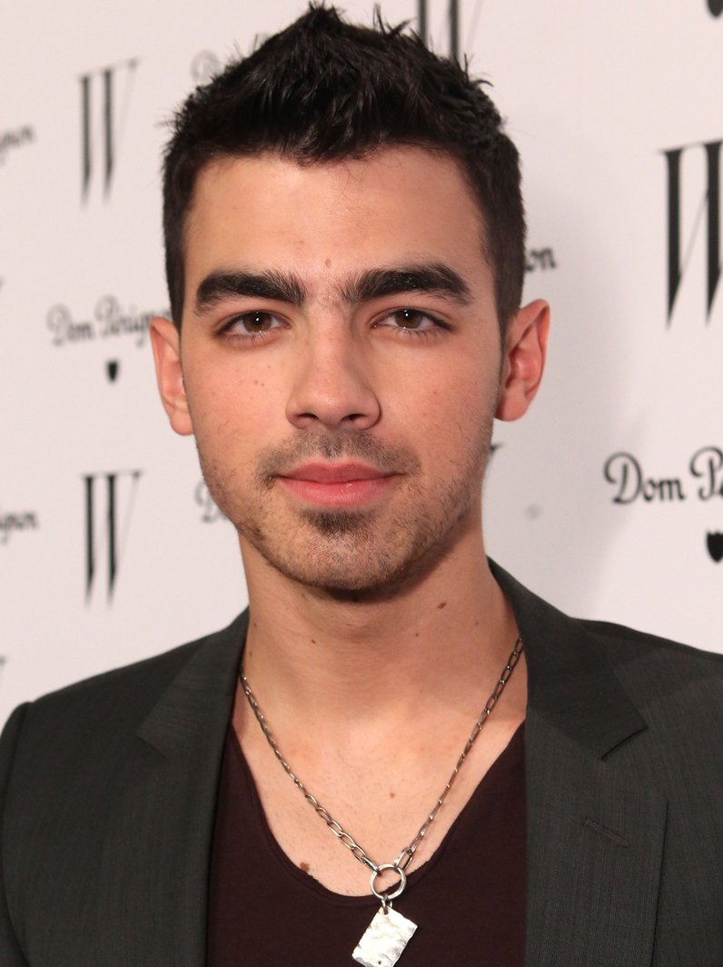 Joe Jonas Transformation