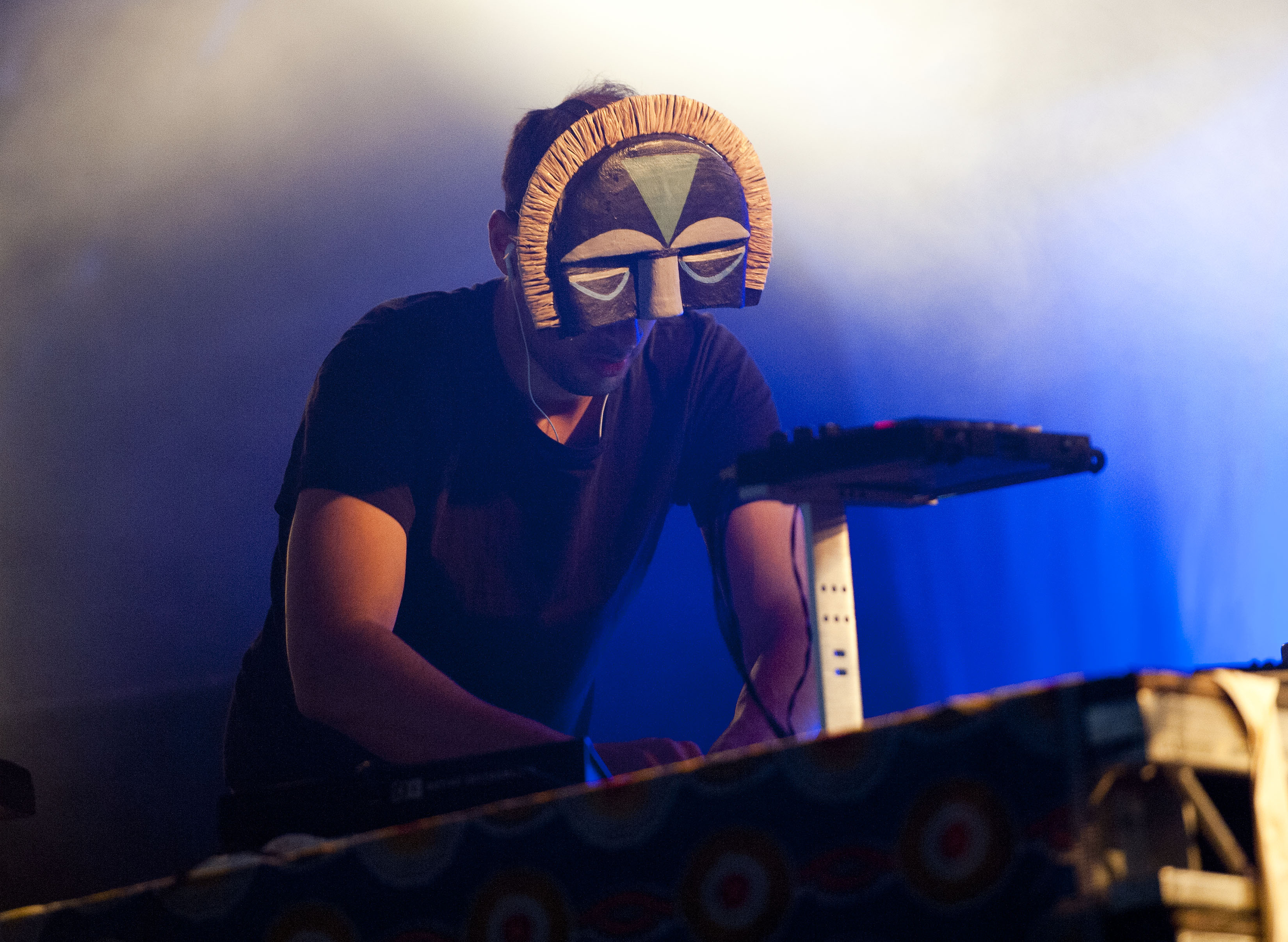 Bliv forvirret Fremmedgøre i stedet 19 DJs Who Wear Incredible Masks Better Than Any Superhero - Capital