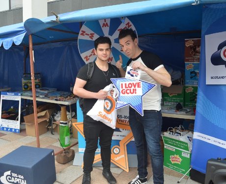Were you pap'd by the Capital Street Stars?