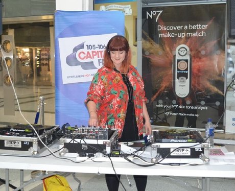 Were you pap'd by the Capital Street Stars?