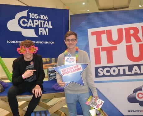 Were you pap'd by the Capital Street Stars?