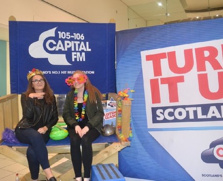Were you pap'd by the Capital Street Stars?