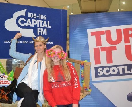 Were you pap'd by the Capital Street Stars?