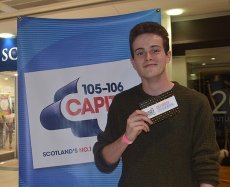 Were you pap'd by the Capital Street Stars?