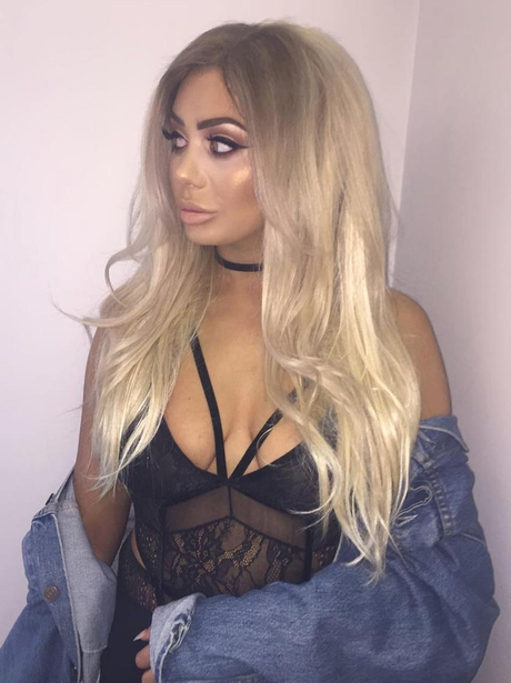Chloe Ferry debuts new blonde locks and looks like