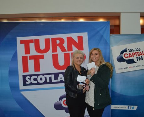 Were you pap'd by the Capital Street Stars?