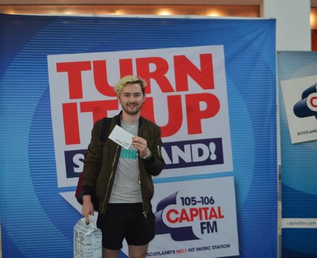Were you pap'd by the Capital Street Stars?