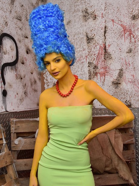 Celebs Who Go All Out For Halloween Emily Ratajkow