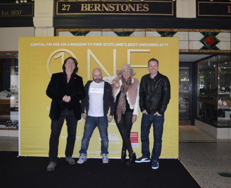 Were you pap'd by the Capital Street Stars?