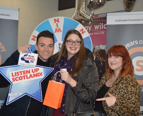 Were you pap'd by the Capital Street Stars?