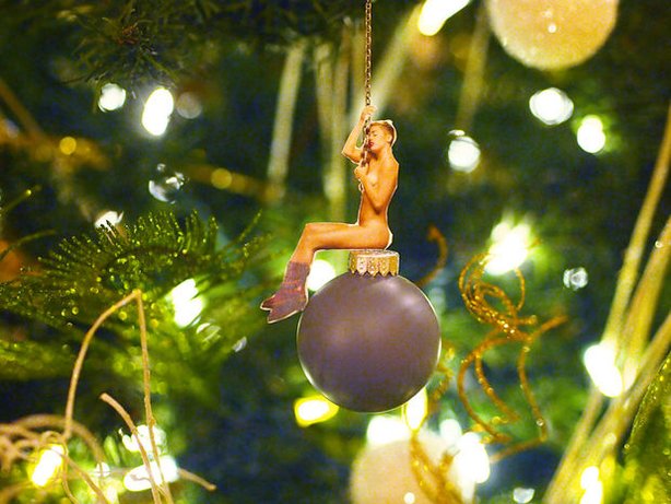 Miley Cyrus Bauble