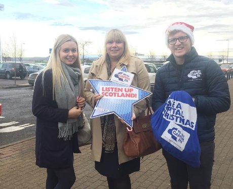 Were you pap'd by the Capital Street Stars?