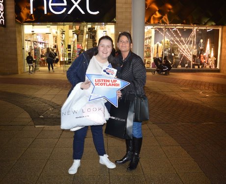 Were you pap'd by the Capital Street Stars?