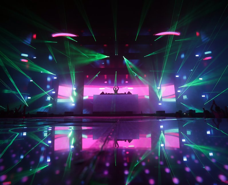 Best Live Photos 2016 Calvin Harris Jingle Bell Ba